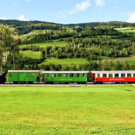 Detached Luxury Chalet With Wellness And Outdoor Jacuzzi At The Foot Of The Kreischberg *
